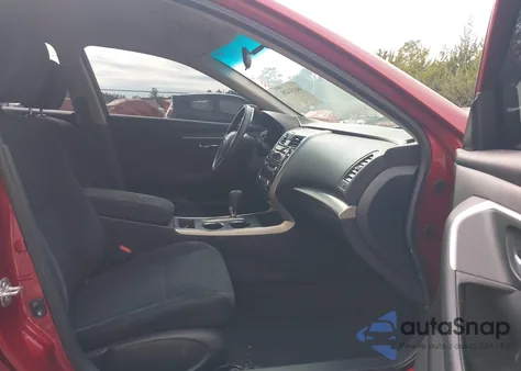 2015 Nissan Altima 2.5/S/Sv/Sl из США, поврежденный, VIN 1N4AL3AP3FC210534